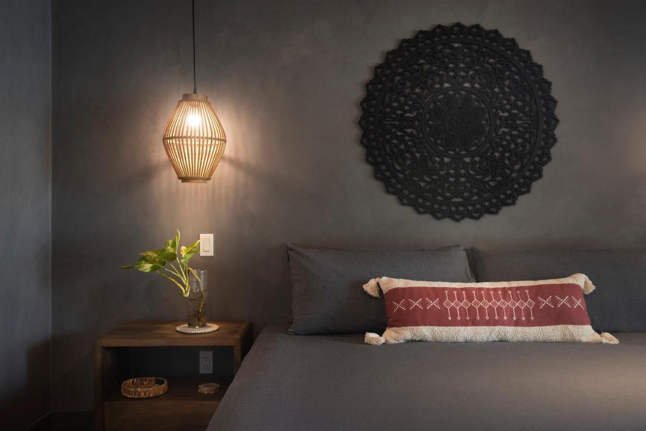 Arca Hotel West Bay Eksteriør billede